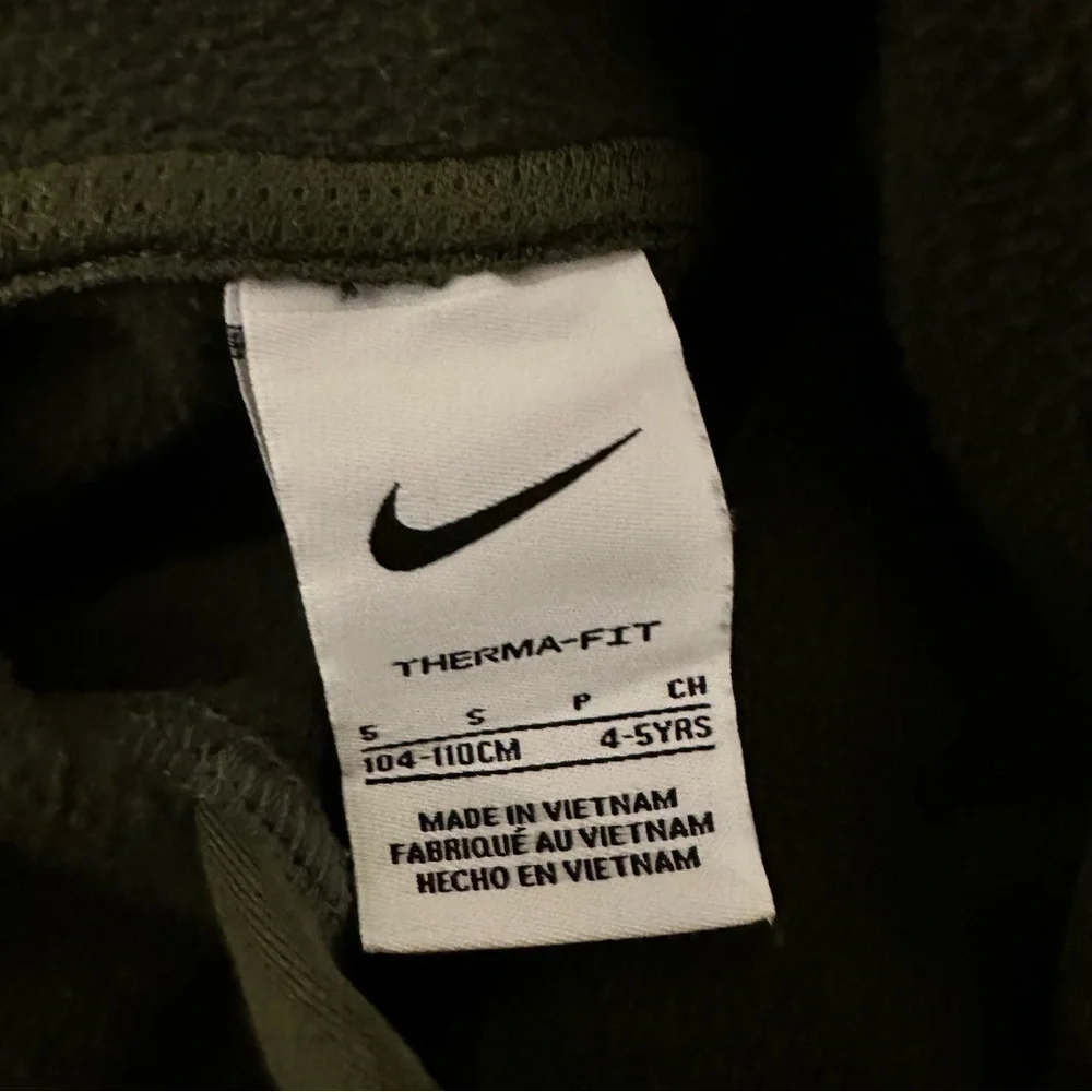 Nike Play Cut Dri-FIT Therma Hoodie boys small 4-5 year old
